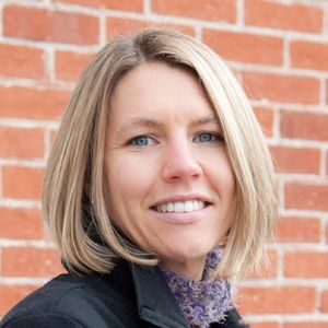 Meet your Posher, Pam!